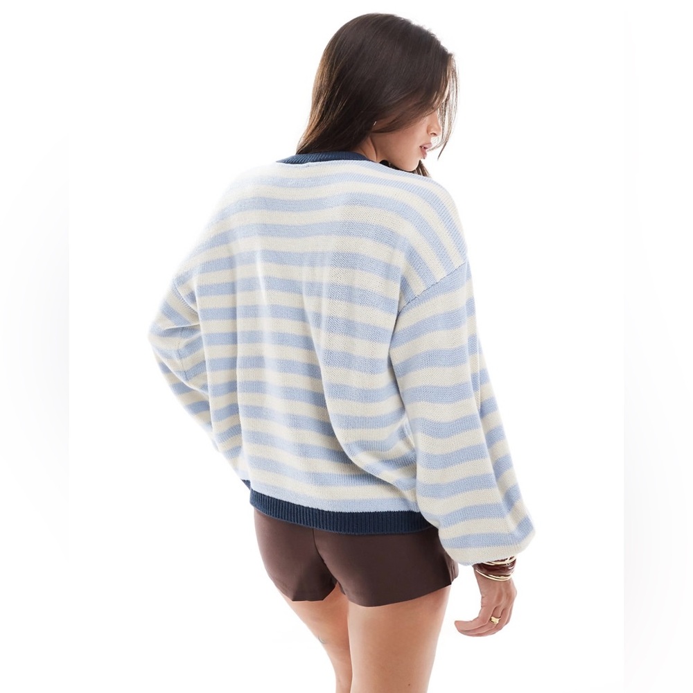 ASOS Design Knitted Sweater in Blue and Cream Stripe Balloon-Sleeve NWOT Size:XS - Picture 2 of 9